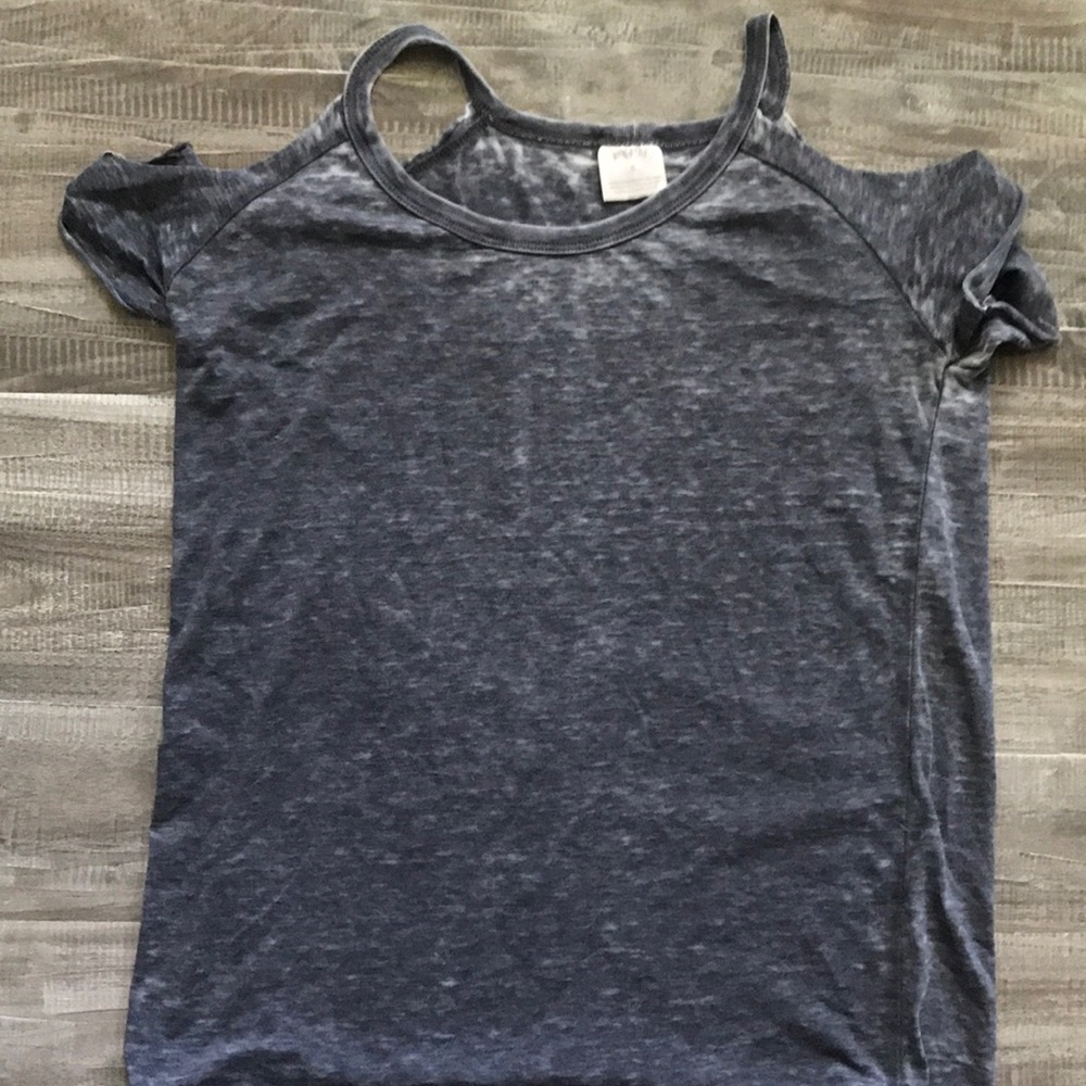 Gray off shoulder tee shirt